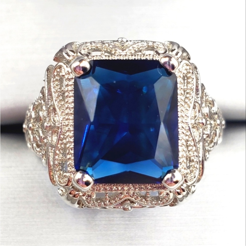 5 Carat Blue Sapphire Simulant Silver Tone Intricate Filigree Vintage Style Ring